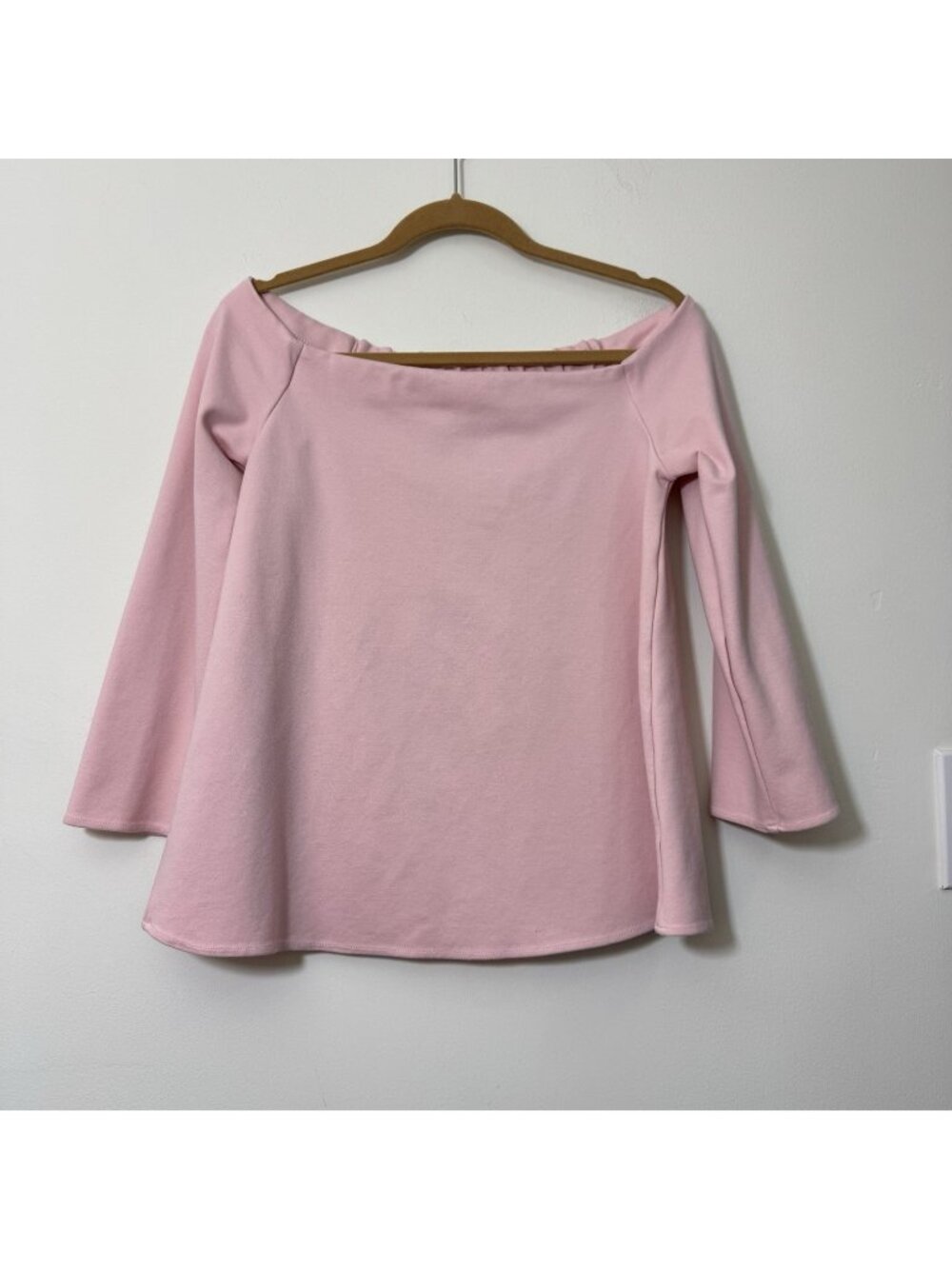 Tuckernuck Miranda Off the Shoulder Blouse Size M Pink Stretch Ponte Knit